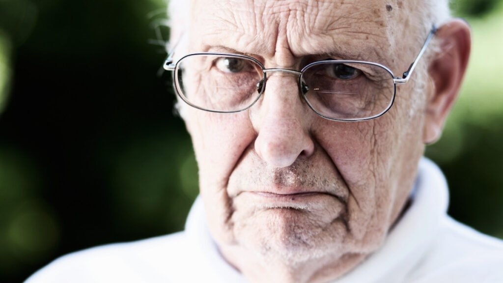 Worried About Aging? These 10 Everyday Habits Deserve Your Attention