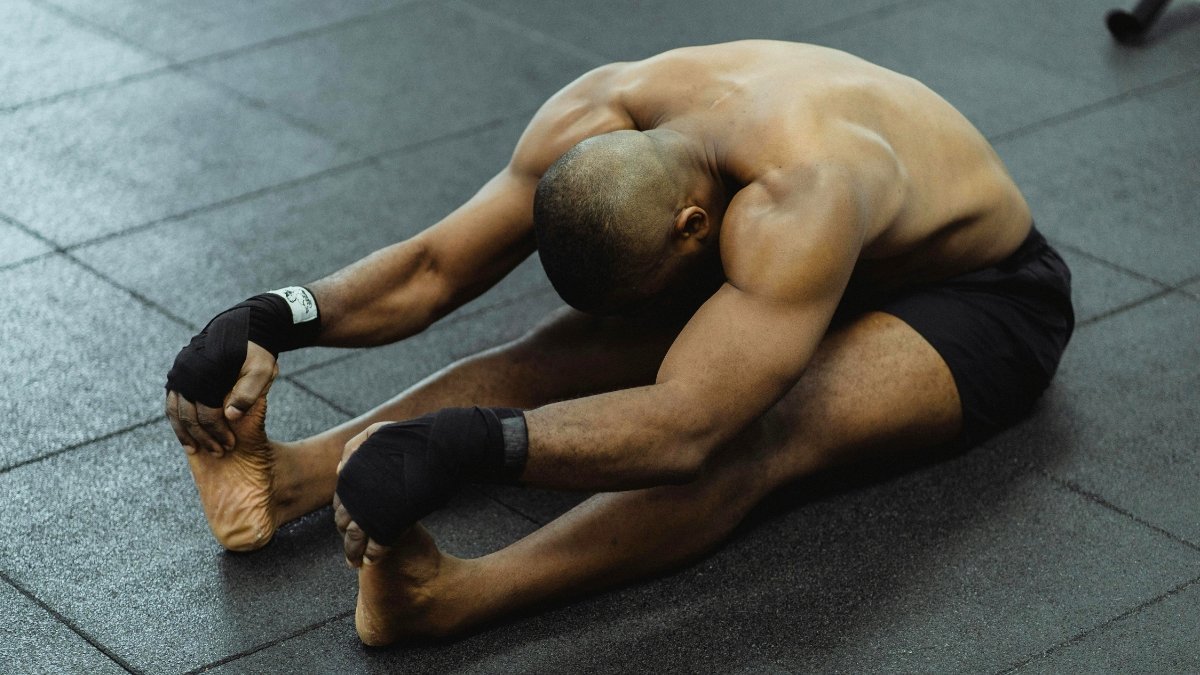 This 5-Minute Daily Floor Transition Practice Preserves Lifelong Mobility