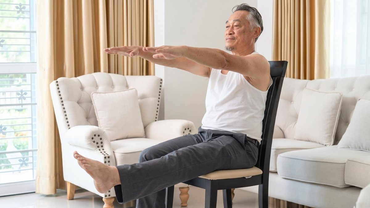 Best Exercises for Aging Seniors Who Sit All Day — Do It Before Standing Up