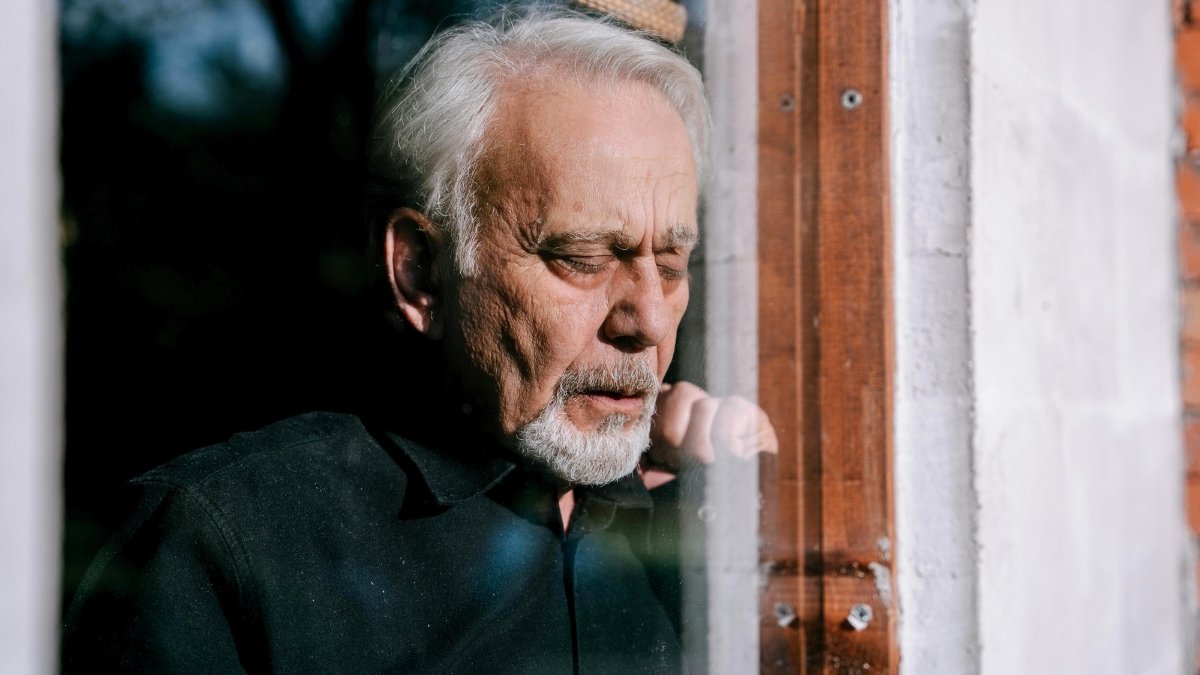 Your Mood is Melting Your Brain? How Chronic Unhappiness Fuels Dementia (The Scary Link)