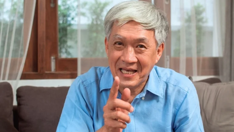 Japanese Centenarians Reveal Their Secret 16-Hour Daily Routine