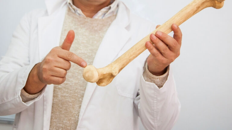 Strong Bones for Life: The Delicious Anti-Aging Diet Every Senior Needs