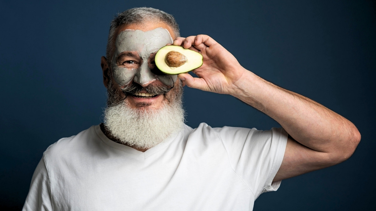 Age Backwards Like a Celeb: 3 Foods That Erase Wrinkles AND Boost Brain Power!