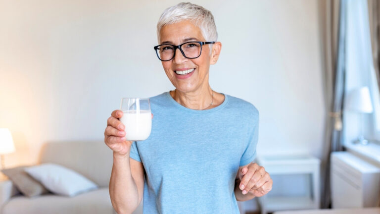 Drink Milk at THIS Exact Time to SKYROCKET Gains! (90% Get It Wrong)