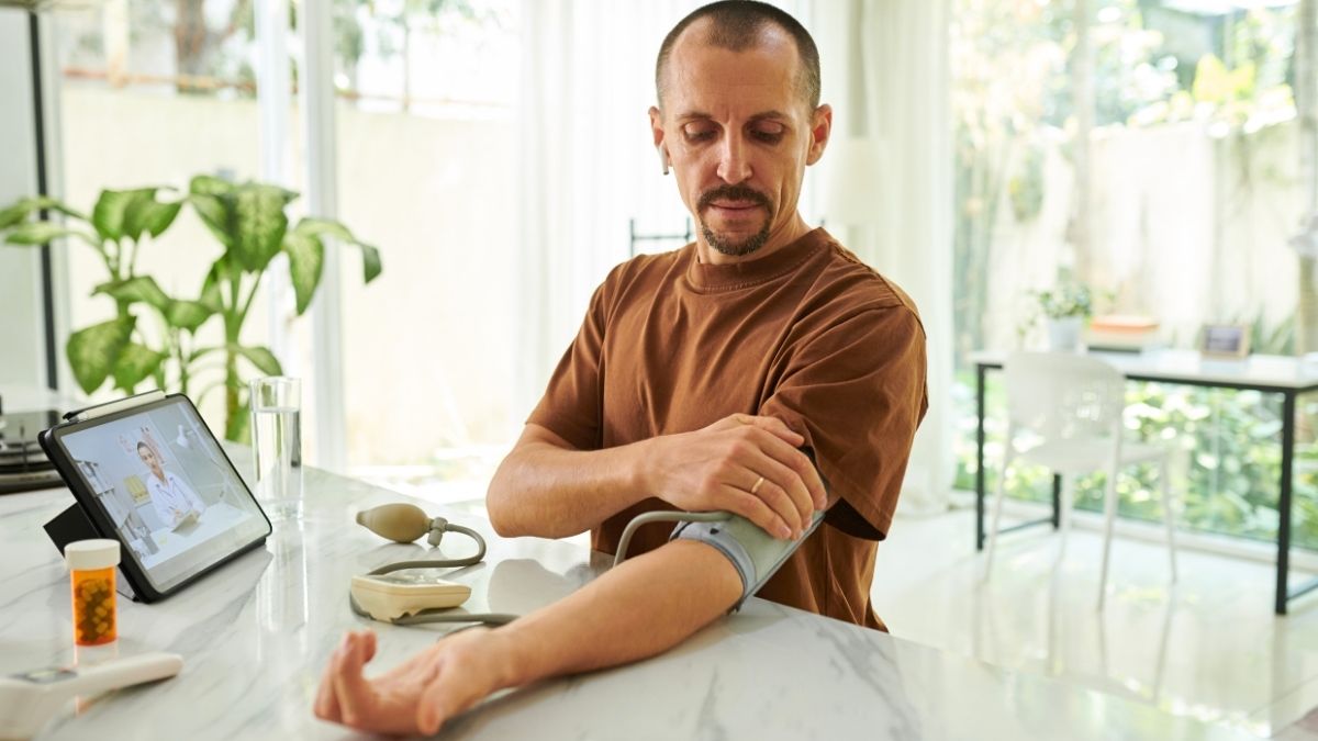 The 'Normal' Blood Pressure That Was Quietly Destroying My Arteries for 15 Years (And I Had No Idea)