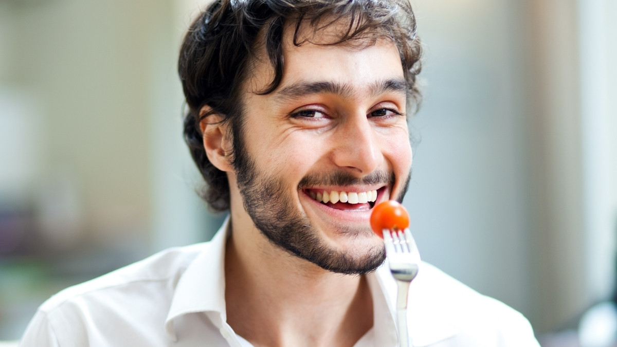 "Hara Hachi Bu" vs. Super-Sizing: How 80% Full Beats the All-You-Can-Eat American Dream