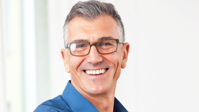 Scientists Discover The Exact Foods That Stop Aging And Extend Your Lifespan