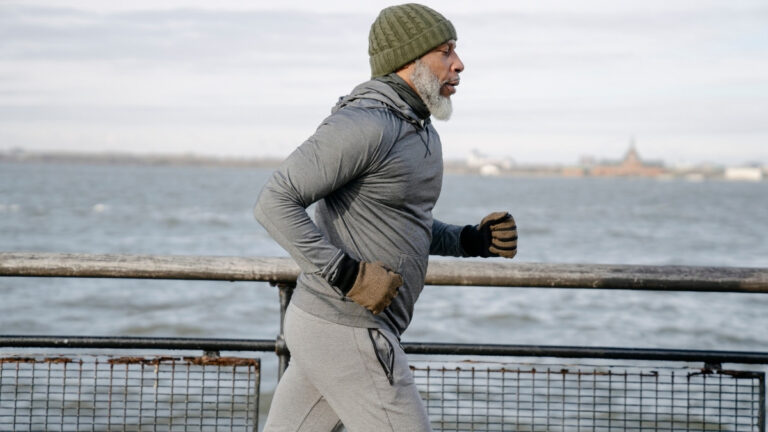 Harvard Study Finds The Exact Walking Time That Extends Life Span By 10 Years