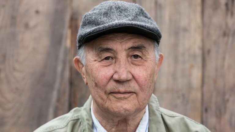 The 80% Rule That Japanese Centenarians Swear By (You're Eating Wrong & It's Aging Your Fast!)