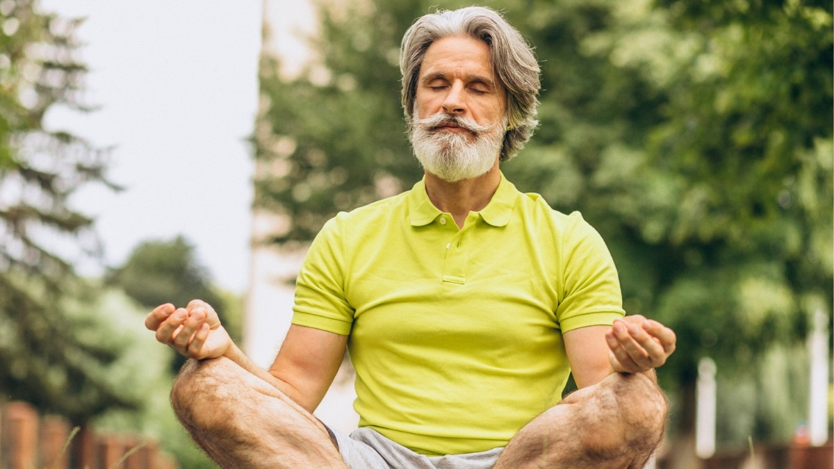 9 Shocking Things That Happen to Your Body When You Start Doing Yoga Over 60