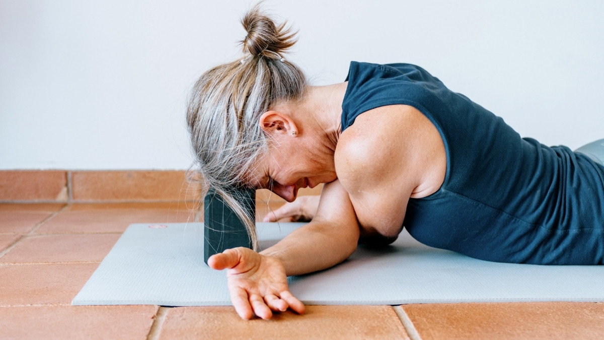 Stretch, Strengthen, and Relax: 8 Yoga Poses for a Complete Body Reset