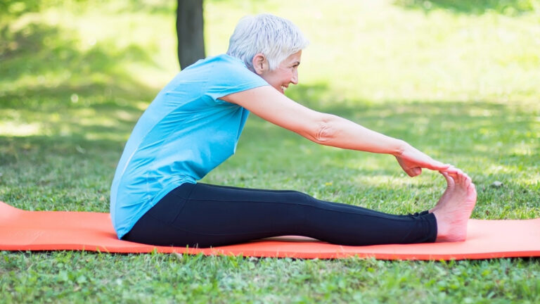 Preserving Joint Health: 10 Low-Impact Exercises for Enhanced Flexibility and Stability (Especially For Seniors Strong Joint Future