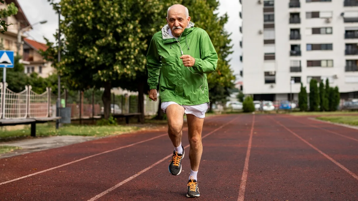 ‘I’m 75 and Run Marathons’—Seniors Reveal the 3 Habits They Never Skip (You Can Start Today for Free)
