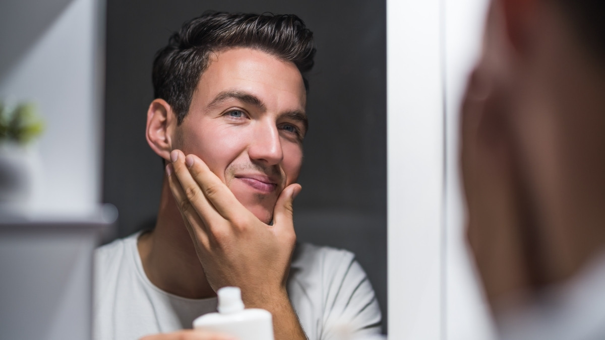 Eat Your Way to Glass Skin: 10 Fruits That’ll Make Your Face Instantly Glow!