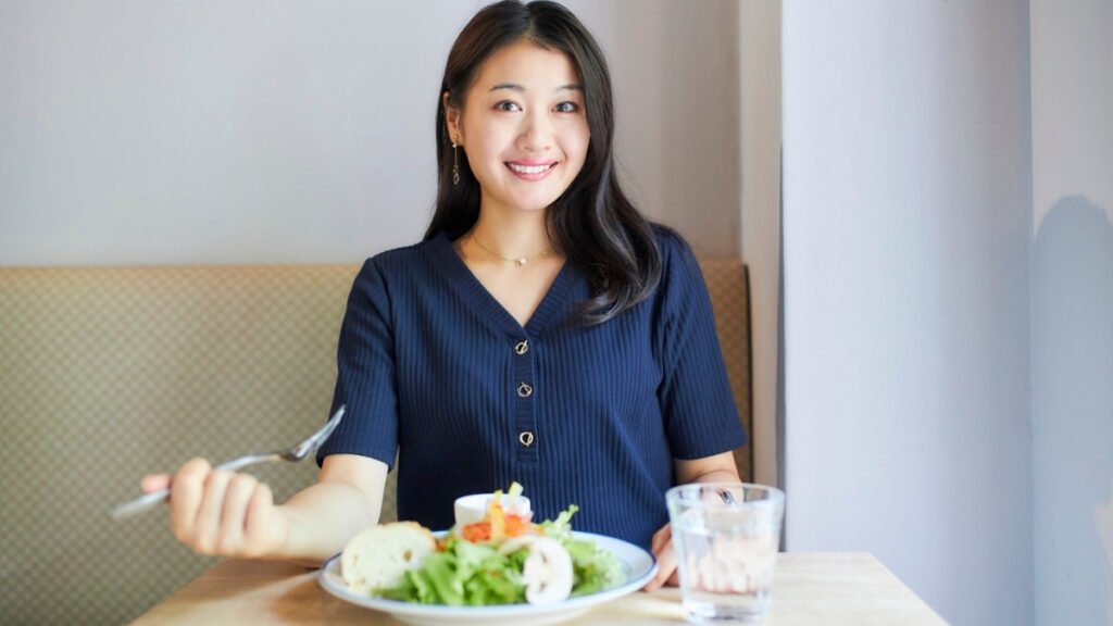 The ‘Nightshade’ Salad Scandal: What 90% of People Get Wrong About Anti-Aging!