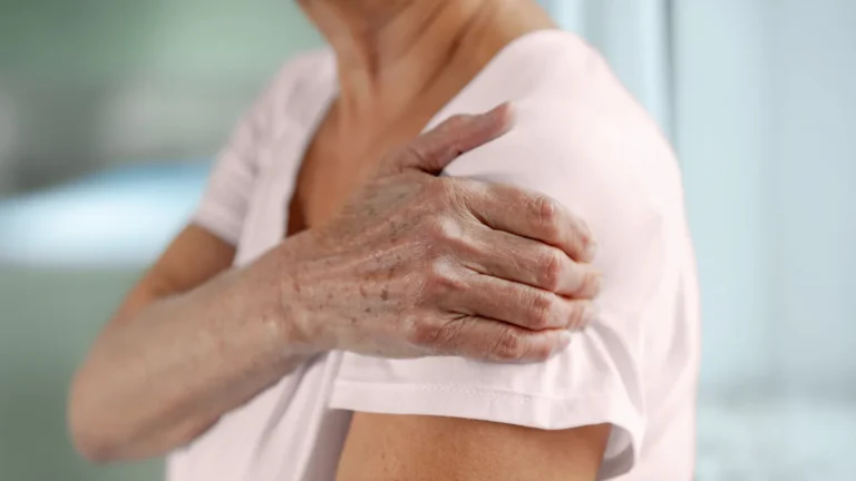 7 Signs of a Heart Attack That Could Show Up a Month Before (Act Fast Today)