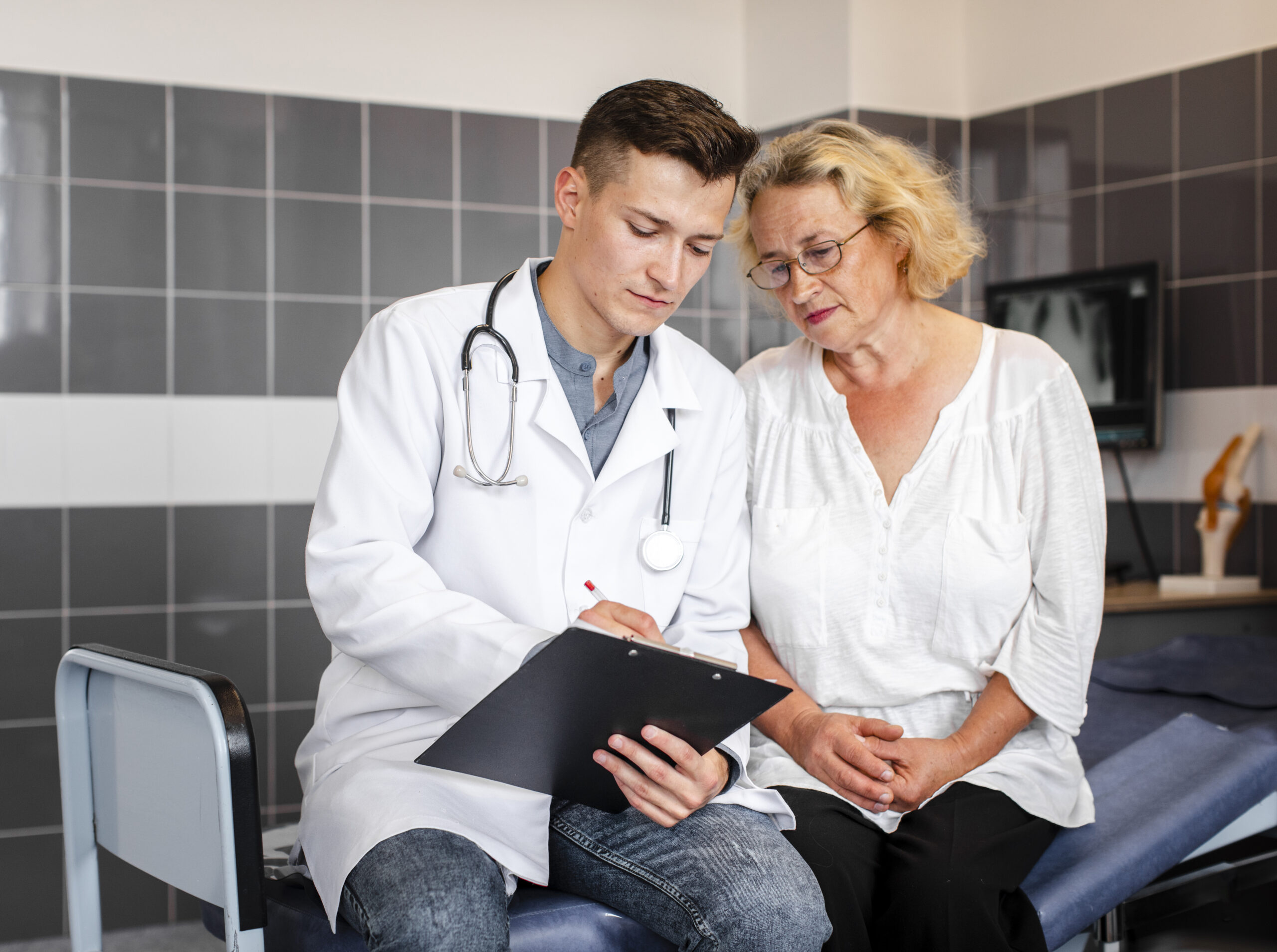 7 Health Care Mistakes That Age You Faster (Avoid Them!)